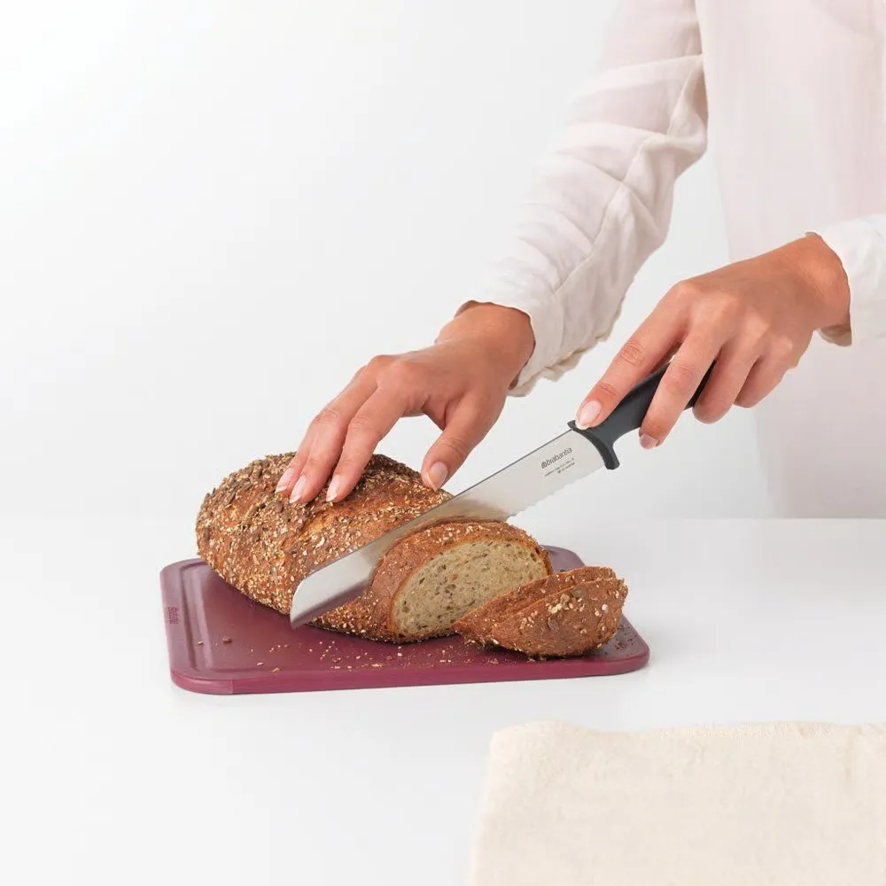 bread_knife_tasty_-_dark_grey_-_8710755120626_brabantia_96dpi_1000x1000px_7_nr-15133.webp