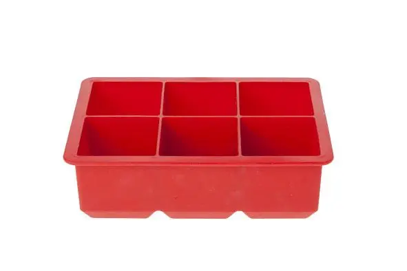 [20172898] Ijsblokhouder kubus rood 6st 16x11x5 silicone