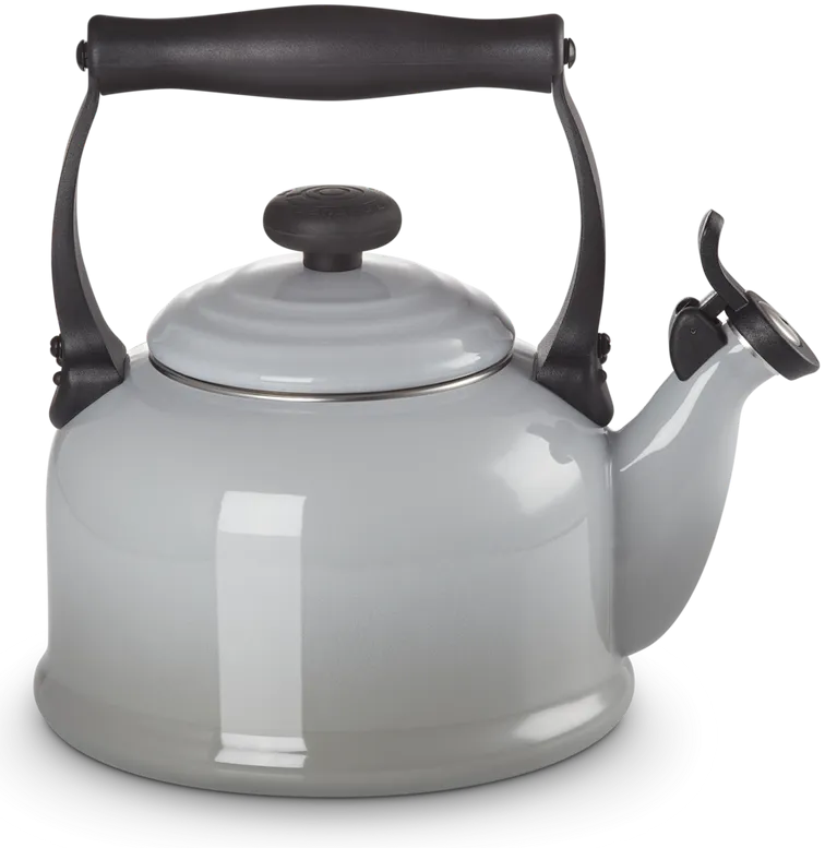 [40102025410000] Le Creuset fluitketel tradition 2.1L mist grey